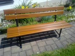Holzbank 